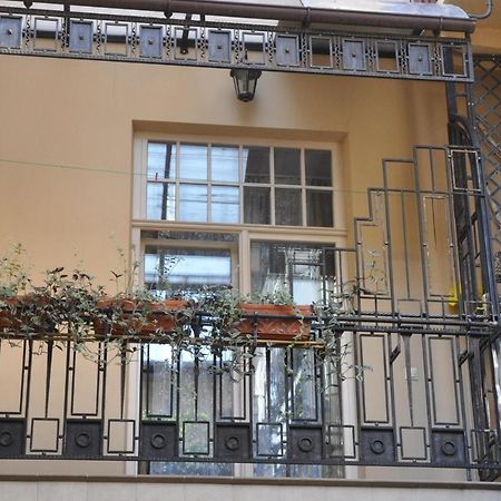 Apartments in Lviv center Buitenkant foto